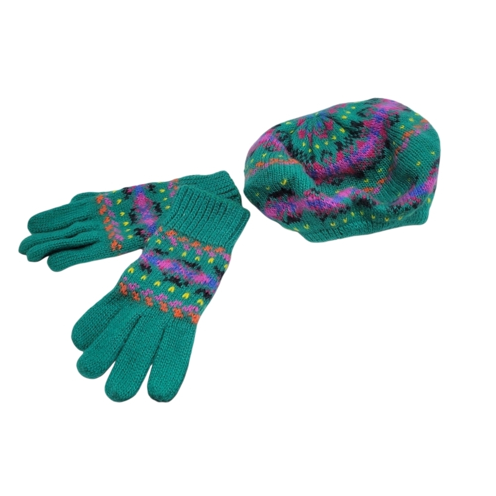 Vintage 90s Retro Knit Gloves And Matching Beanie